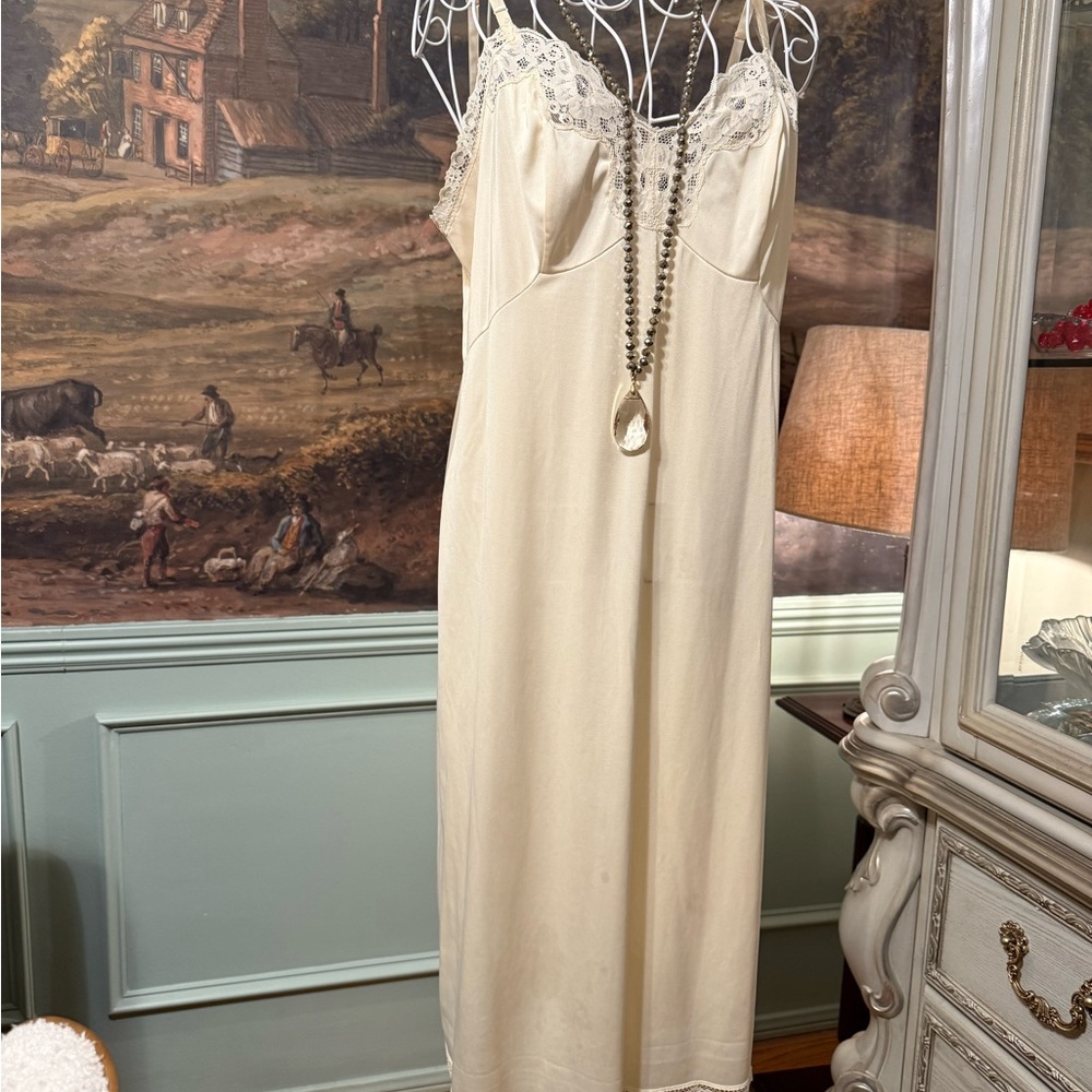 Vintage Ivory Lace Slip Dress Nightgown Bridal Lingerie Cottagecore